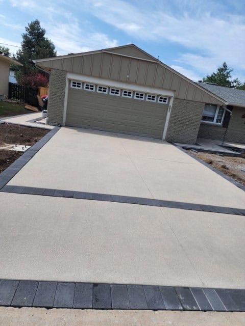 Brushed Driveway · Paver Borders