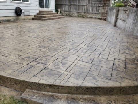 Curved Stamped Patio & Steps
