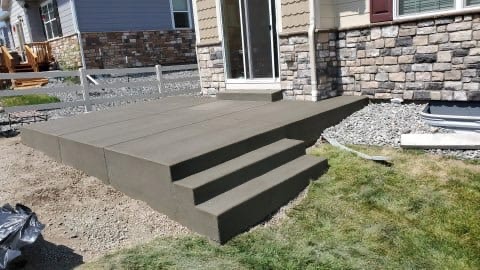Front Entry Stoop & Steps